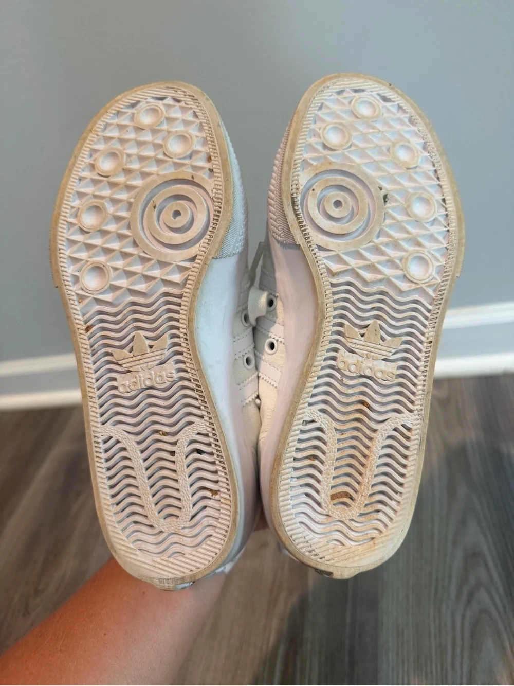 Adidas Nizza Platform White Sneaker Shoe Women’s size 6